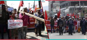 Loan shark victims’ demonstration for getting their lands back (Photo Feature)