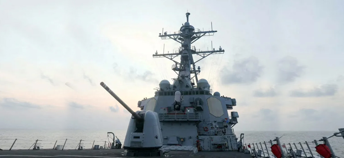 US warship spotted in Taiwan Strait, Chinese PLA on ‘high alert’