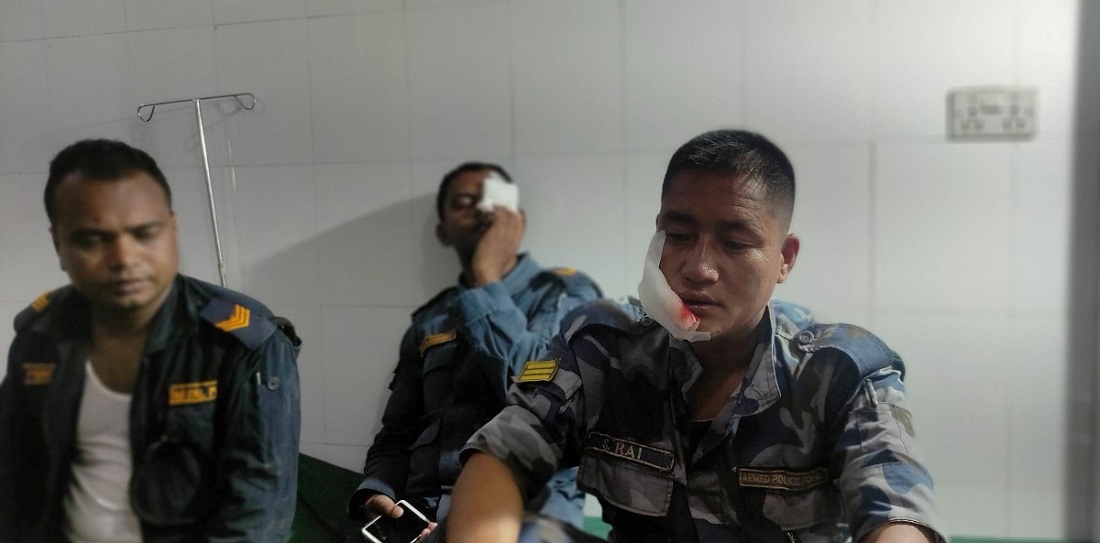 Protest against Koshi Province: 22 with 10 police wounded in Damak clash