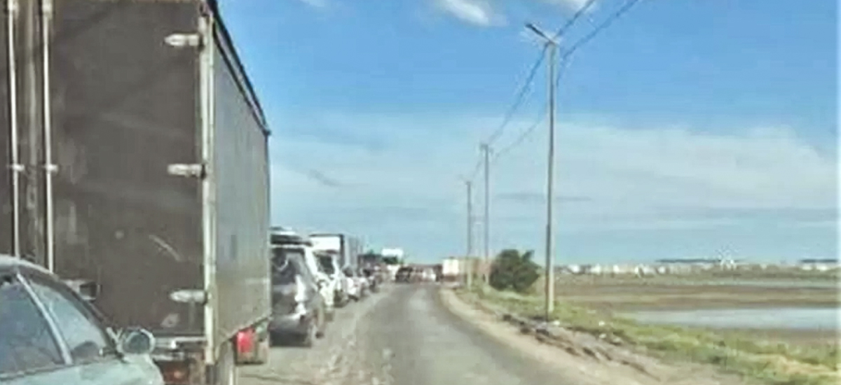 Evacuation of people near Zaporizhzia rises panic