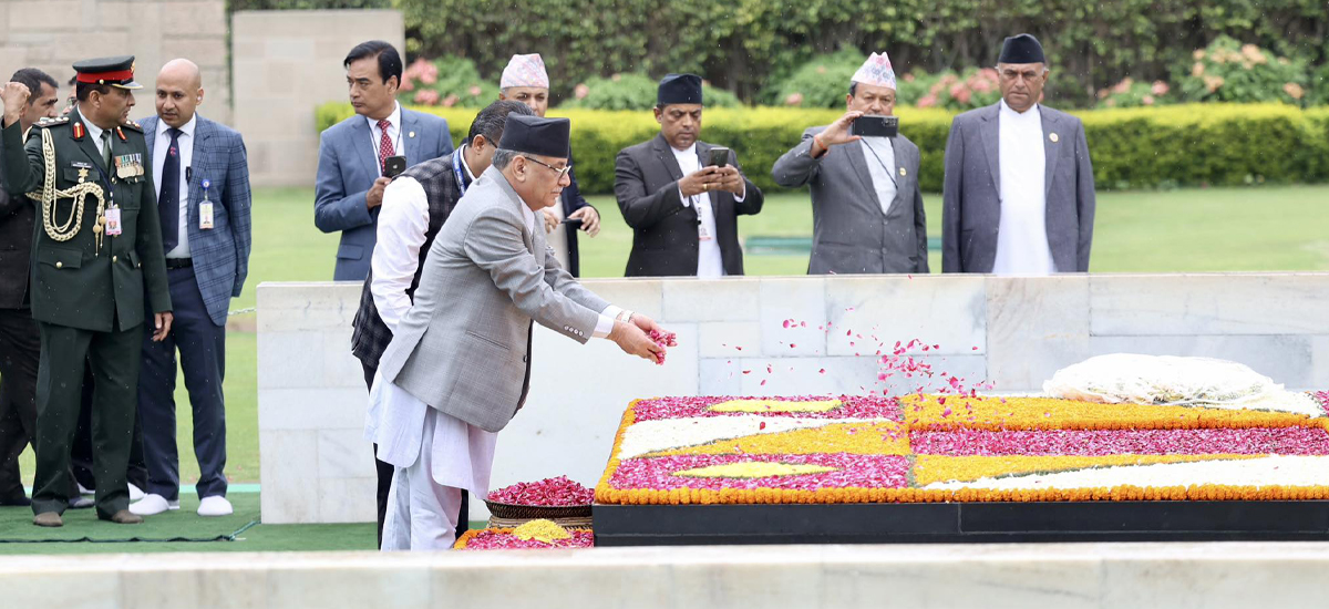 PM Dahal in Rajghat; wreath offering in tomb of Mahatma Gandhi