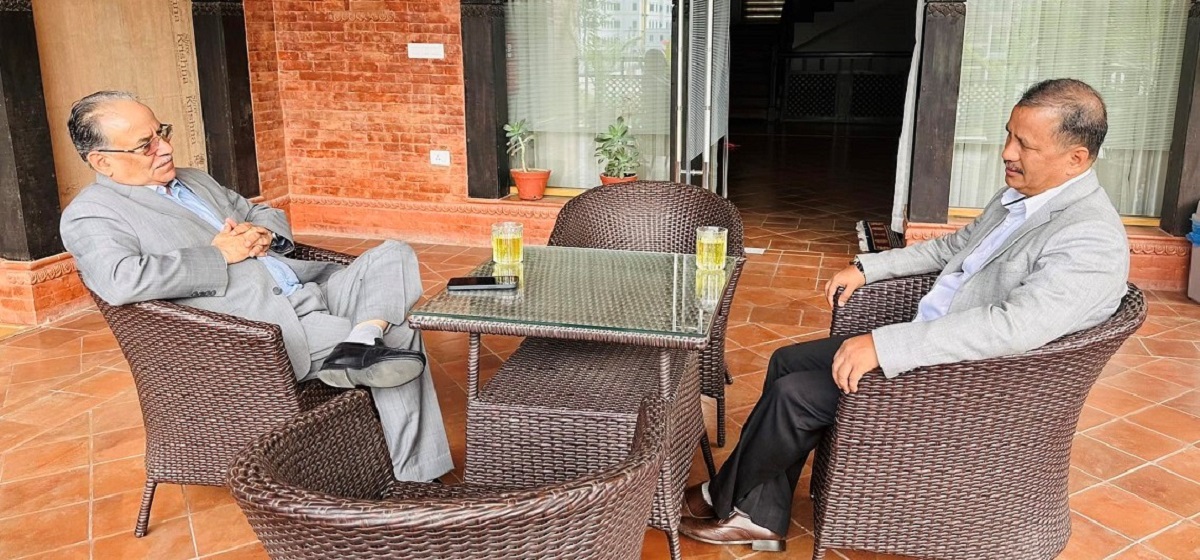 PM Dahal, Chand meet to discuss current political affairs