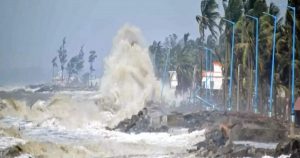 Thousands evacuated in India and Pakistan as cyclone Biparjoy intensifies