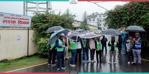 Construction Companies on protest; Attempt of locking Road Department