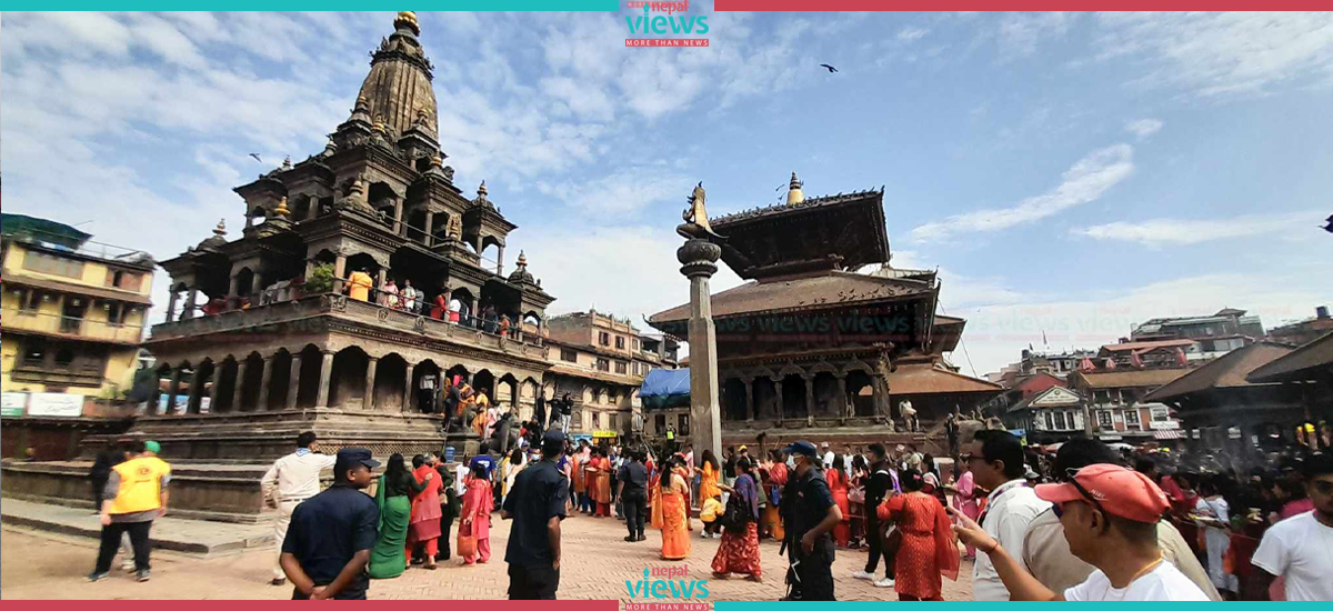 Shree Krishna Janmashtami: Crowds of devotees in Patan Krishna Mandir (Photo Feature)