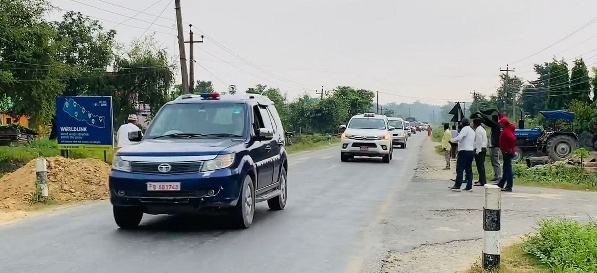 Black flags shown to PM Dahal at Kailali