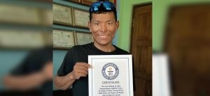 World record climber Sherpa missing in avalanche