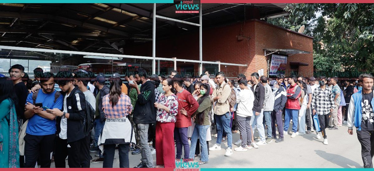 People throng New Bus Park to go home for Dashain festival