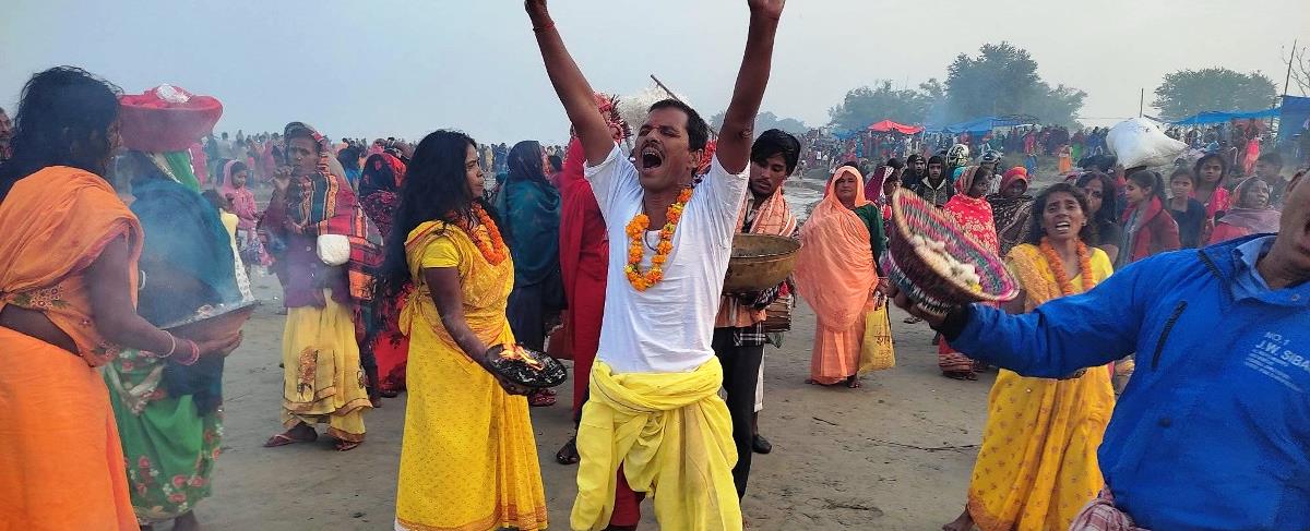 Ghost Festival begins in Kamala River