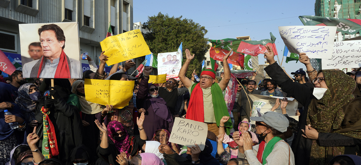 Pakistan police threaten crackdown after Khan party calls protests