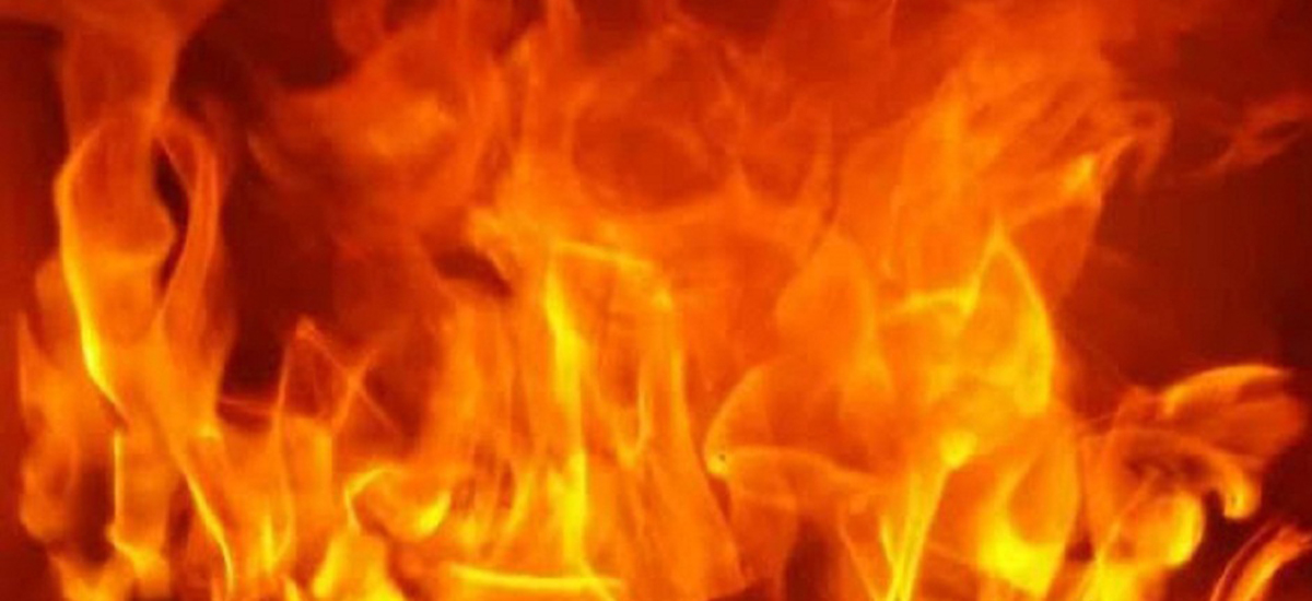 Forest fire destroys 13 houses in Khotang