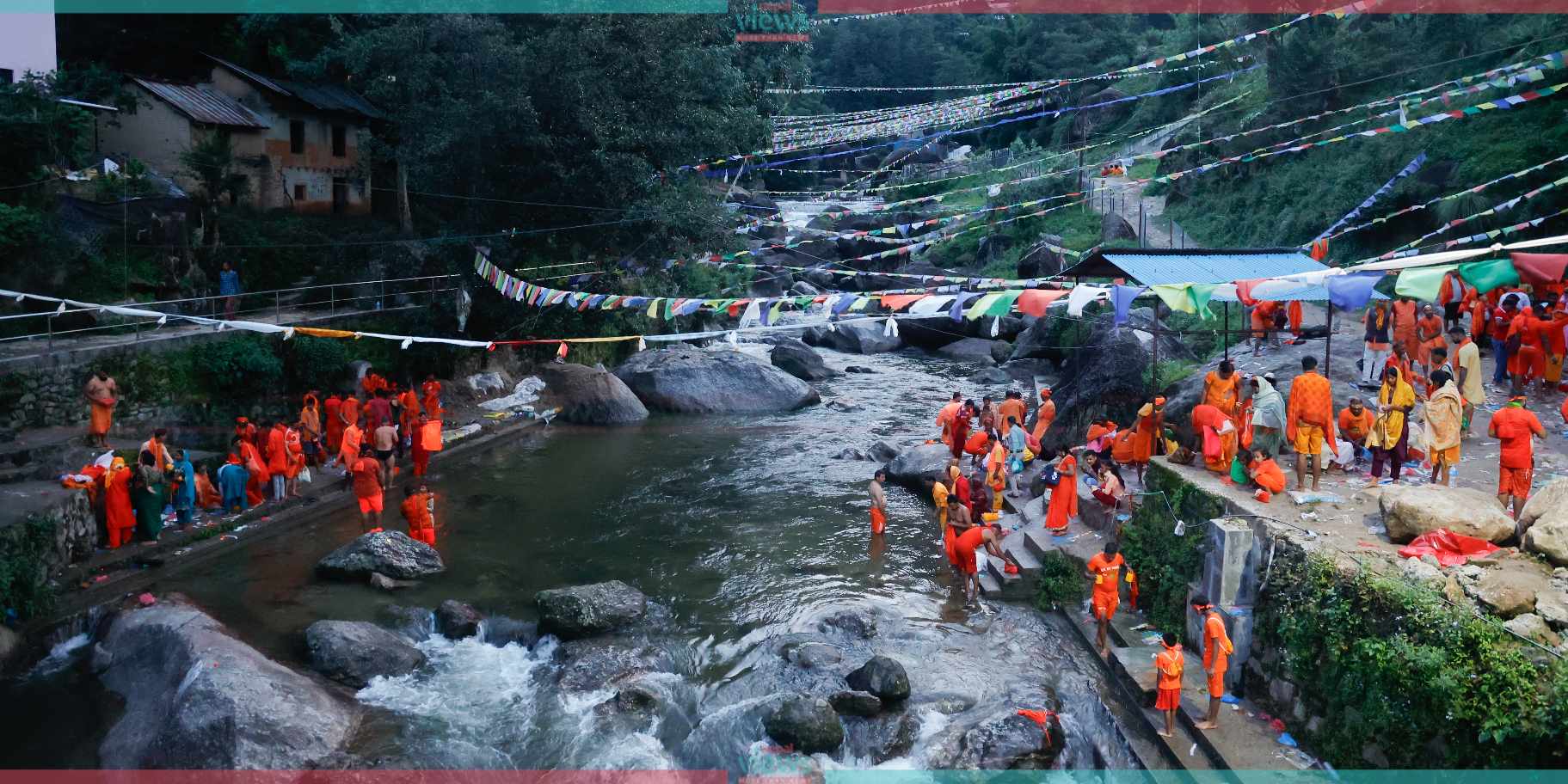 Shravani Mela ‘Bolbam’-Devotees offer Gangajal to Lord Shiva (Photo Feature)