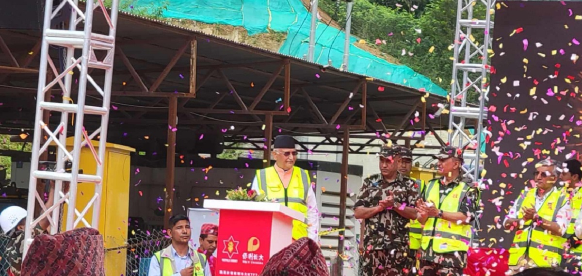 PM Oli observes opening of Ghattepakha-Dhedre tunnel under Fast Track Project
