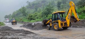 Landslide obstructs road at Nagdhunga