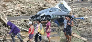 Death toll in Philippine storm rises to 100
