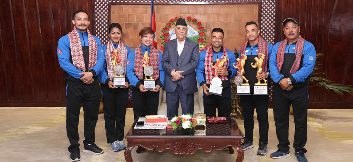 PM Oli honours bodybuilding competition winners