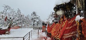 Snowfall in high altitude of Taplejung including Pathibhara