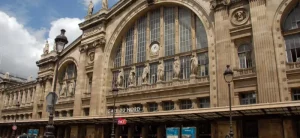 World War II bomb found on tracks to Paris train station