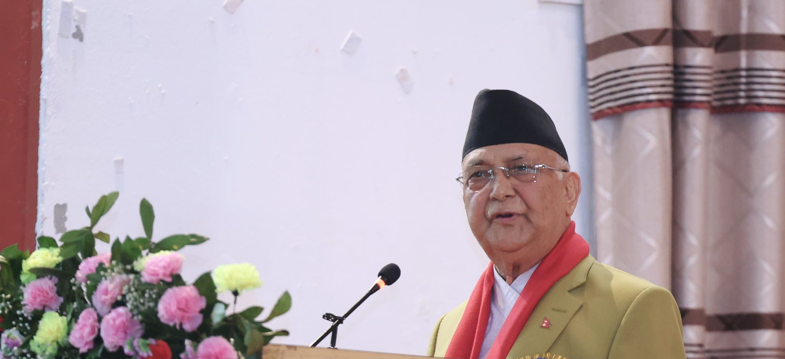 PM Oli calls on teachers to immediately sit for talks and go back to work