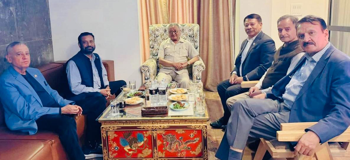 Discussion among 6 Nepali Congress leaders who see themselves as future party president