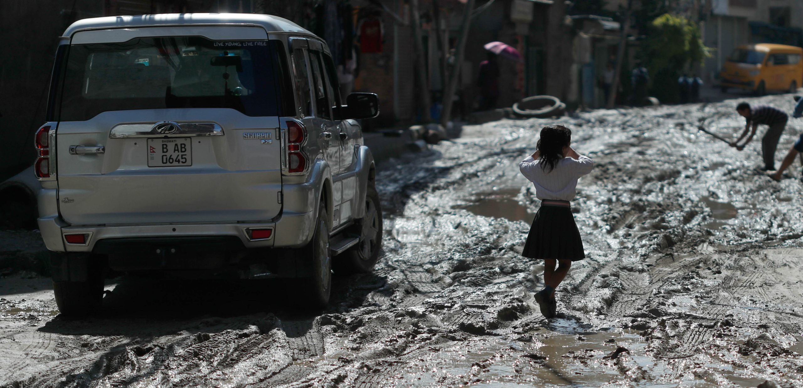 Boggy Roads, Suffering Locals (Photos)
