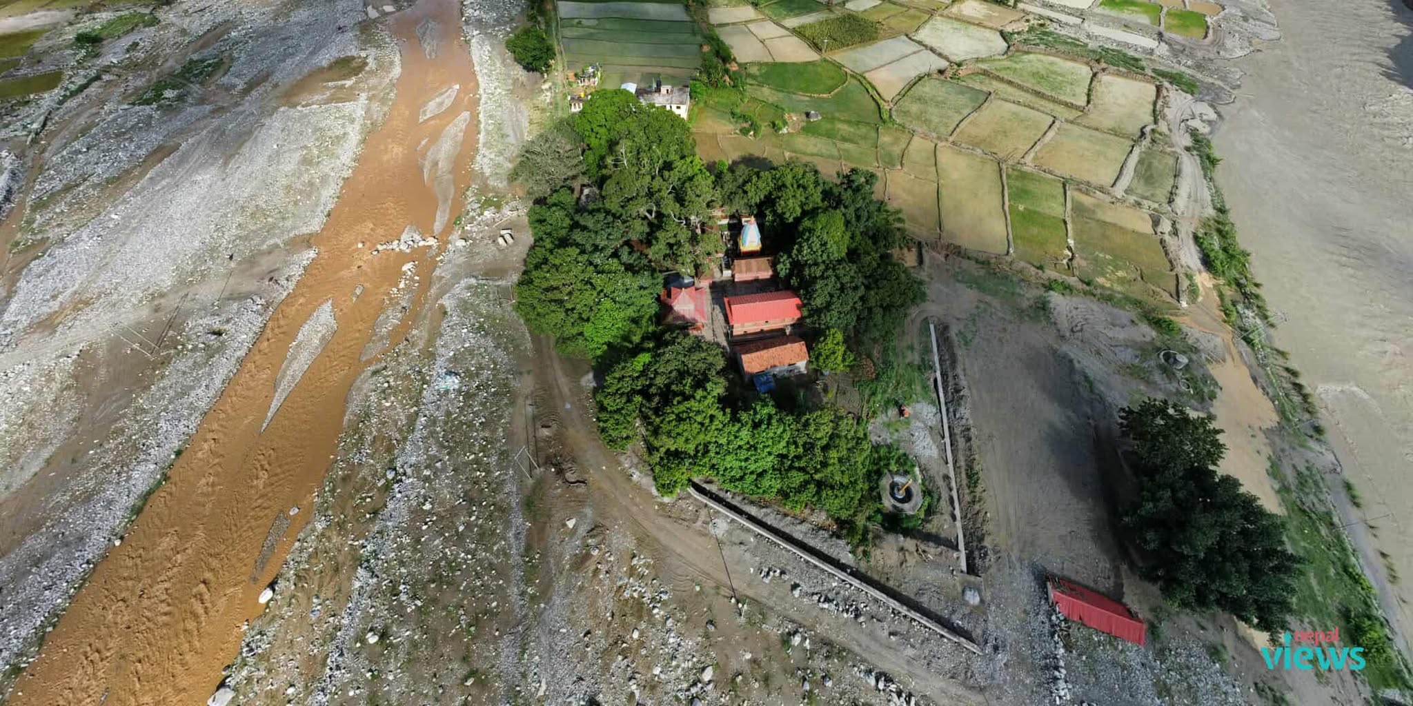 Flood cuts access to Kuseshwor Mahadev Temple in Sindhuli (Photo Feature)