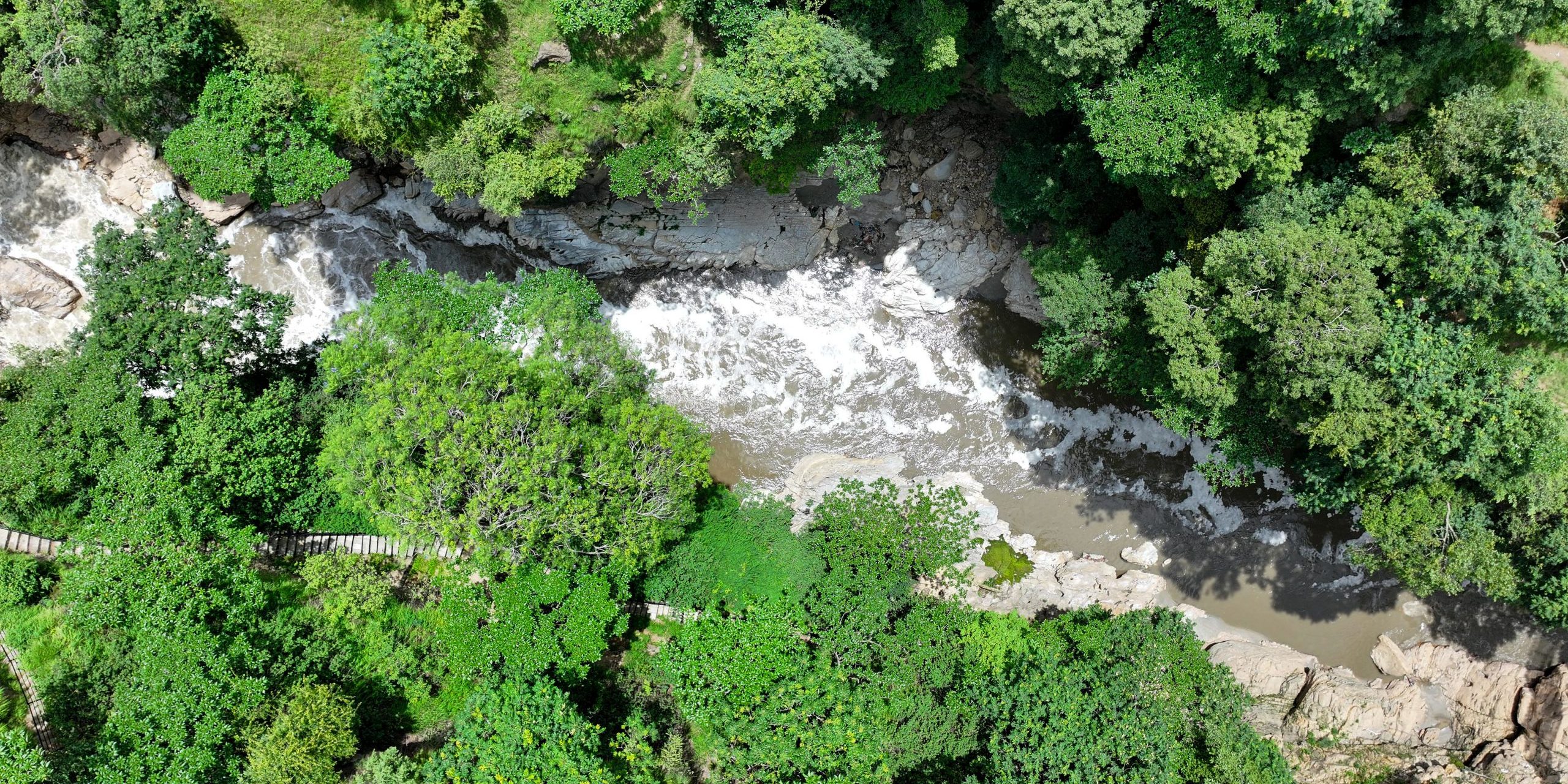 Mesmerizing Chobhar Gorge  (Photos)